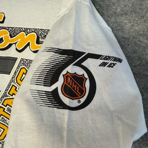 Vintage Boston Bruins NHL Hockey Goalie Graphic Men's T-Shirt White One Size - Picture 10 of 14
